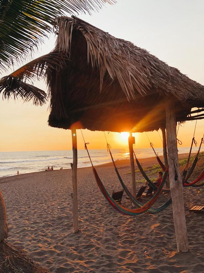 Paredon Surf House Hotel El Paredón Buena Vista Eksteriør billede