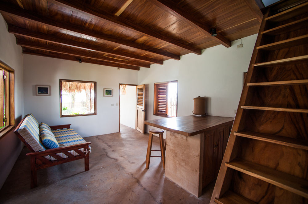 Paredon Surf House Hotel El Paredón Buena Vista Eksteriør billede